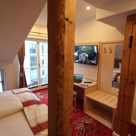 Hotel Stadtvilla Laux Merzig Buitenkant foto
