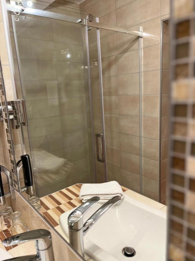 Hotel Stadtvilla Laux Merzig Buitenkant foto