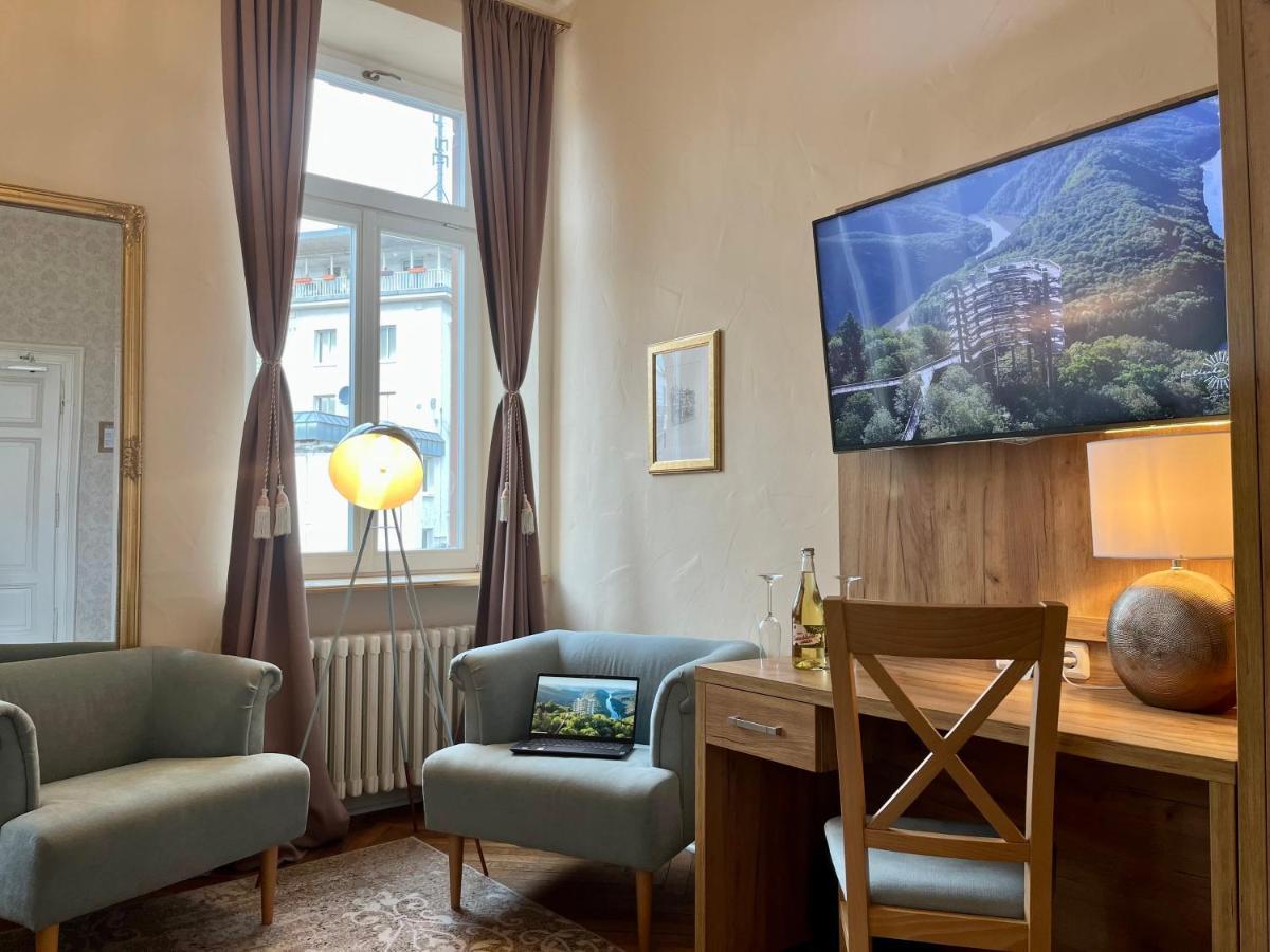 Hotel Stadtvilla Laux Merzig Buitenkant foto