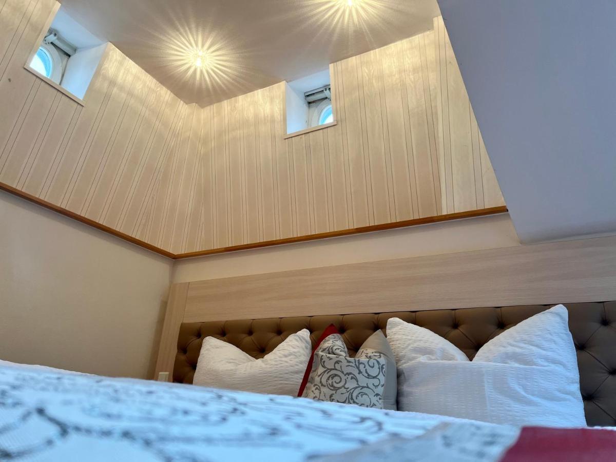 Hotel Stadtvilla Laux Merzig Buitenkant foto